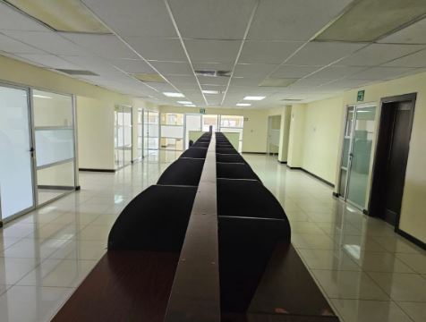 Edificio de oficinas en Zona 10