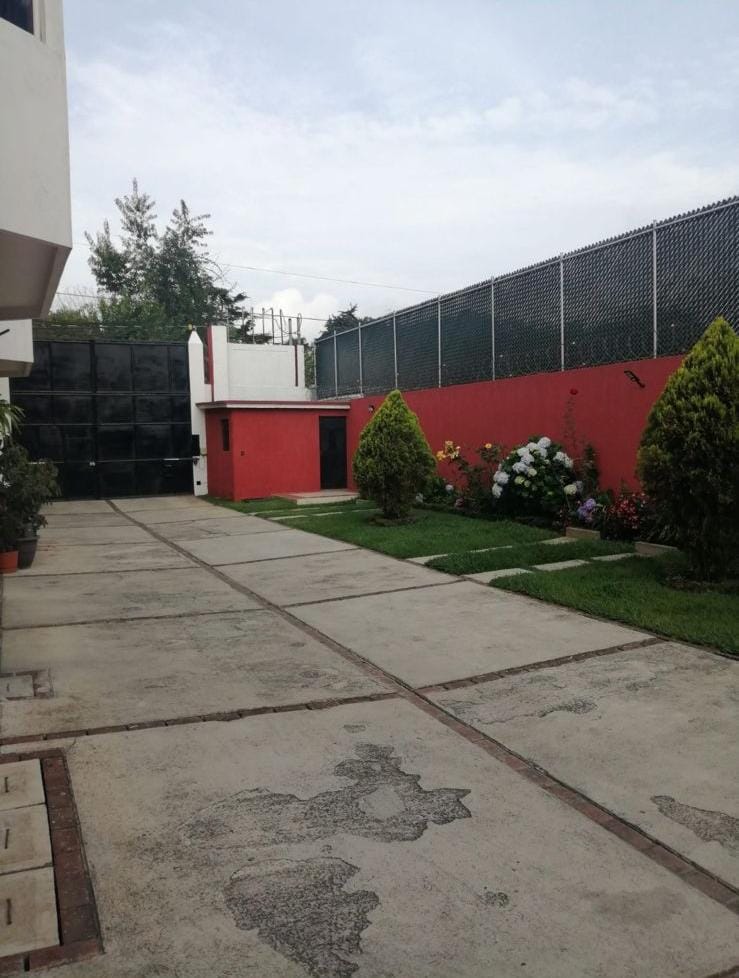 Casa en Residencial Las Cúpulas San Lucas Sacatepéquez - Image 4