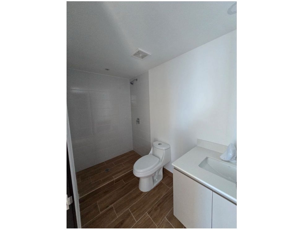 Apartamento en renta en Zona 13 Avenida Las Américas - Image 4