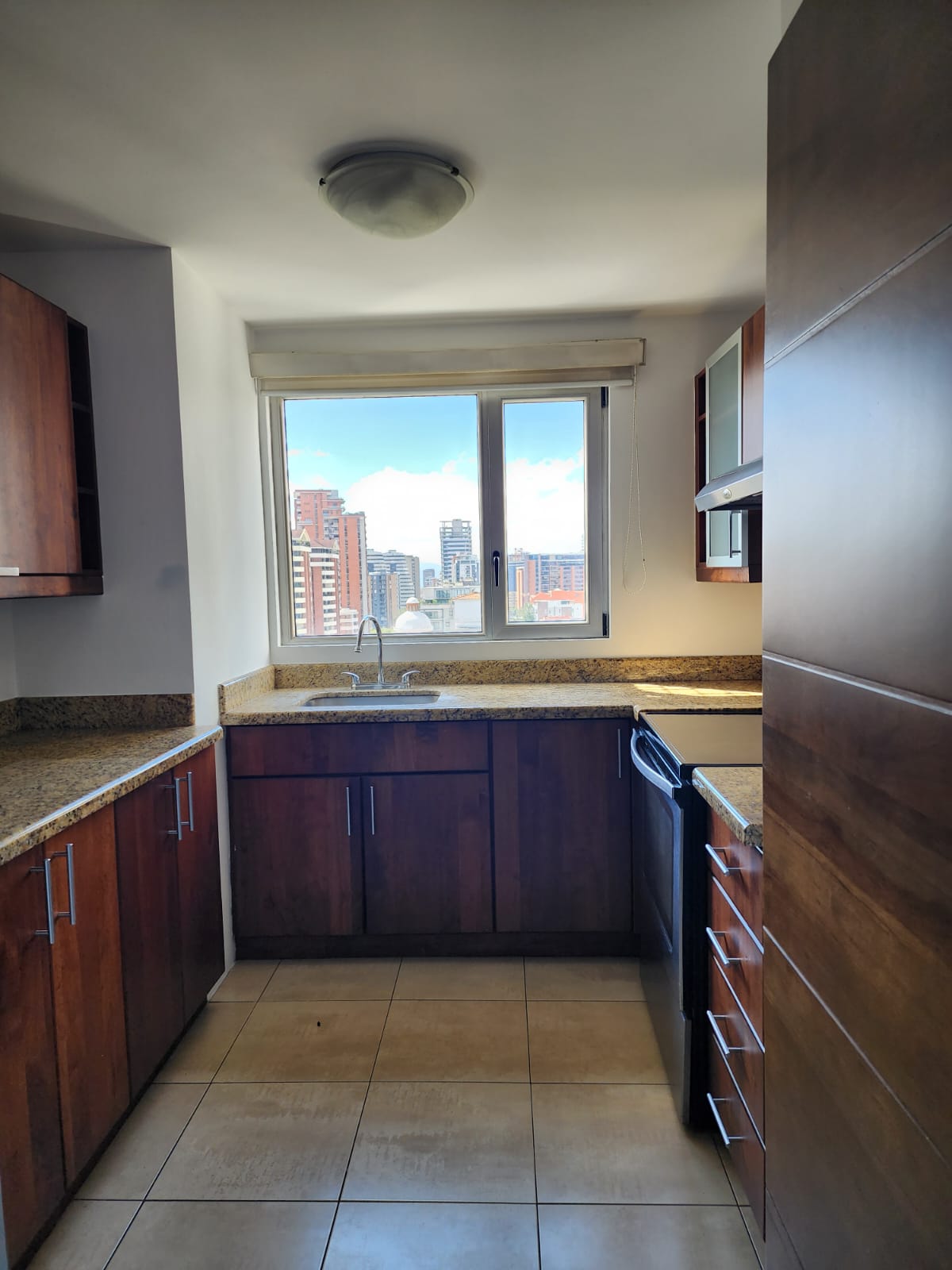 Apartamento en Edificio Catania Zona 14