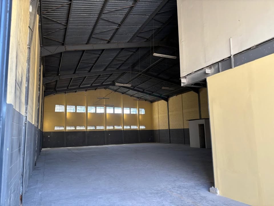 Bodega con oficinas en renta en Km. 26.5 CAES - Image 5
