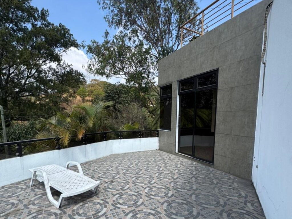 Casa en venta en Valle de Oro San Cristóbal - Image 4