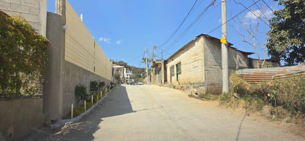 Terreno en San Cristóbal Sector A5 Mixco - Image 3
