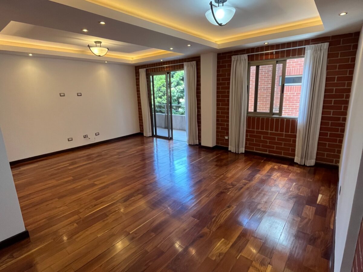 Apartamento en renta en Encinalito de Oakland Zona 10