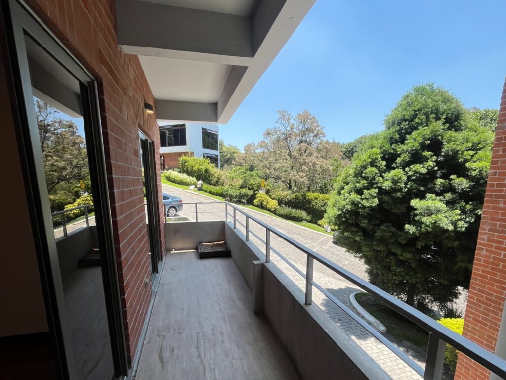 Apartamento en renta en Encinalito de Oakland Zona 10 - Miniatura 6