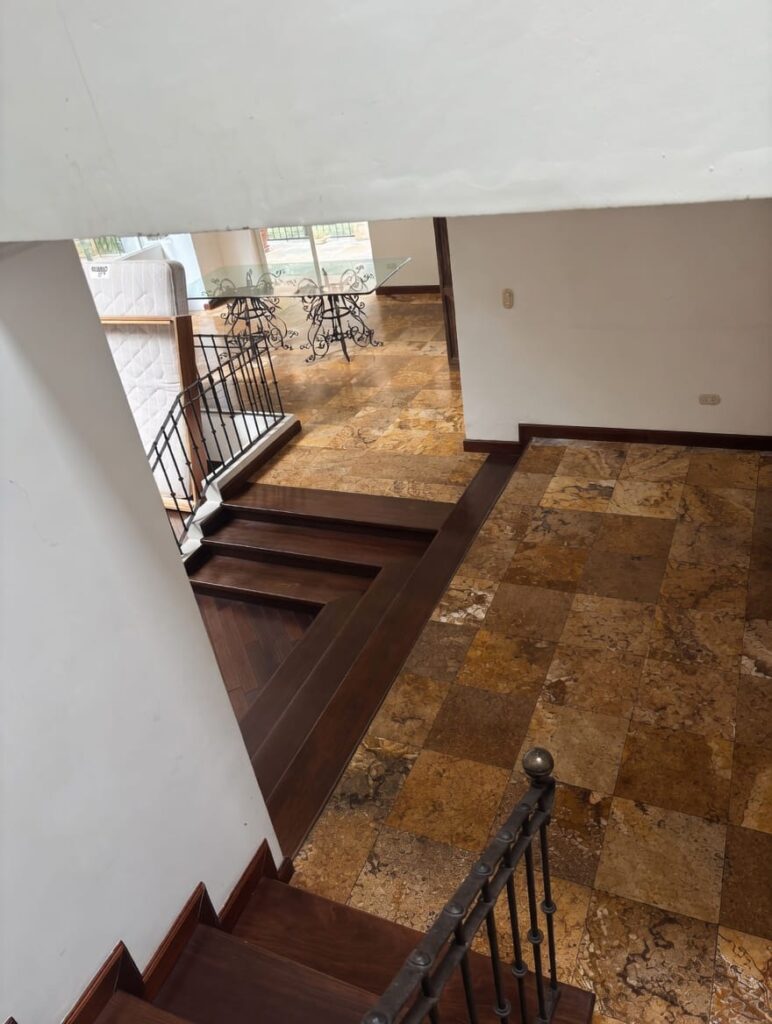 Casa en Muxbal Santa Catarina Pinula - Image 3