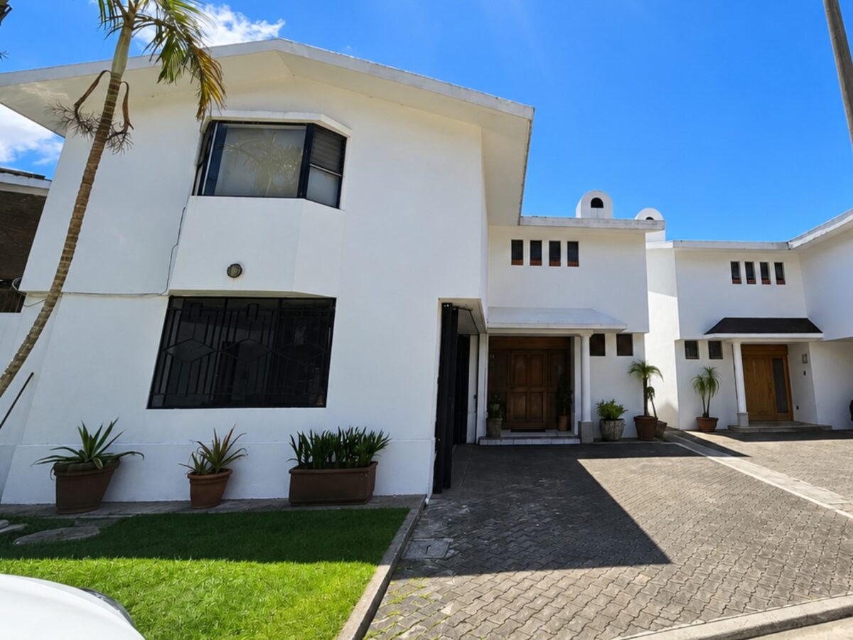 Casa en Lomas de Puerta Parada Km. 13.5 Caes