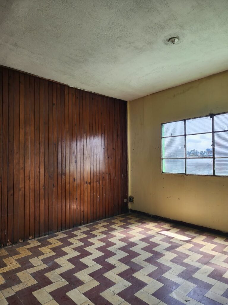 Casa en renta en Zona 1 ideal para comercio - Miniatura 5