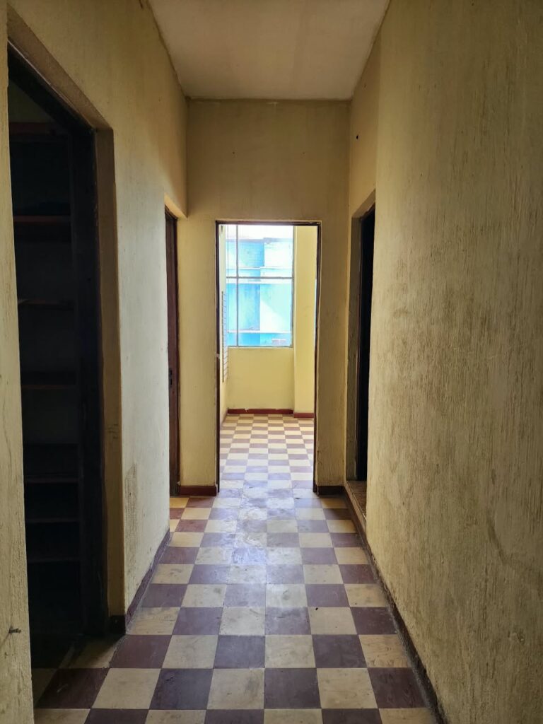 Casa en renta en Zona 1 ideal para comercio - Miniatura 7